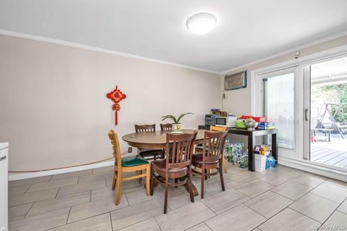 13318 Centreville St, Ozone Park, NY, 11417-2642 | Card Image