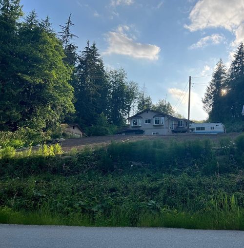 12355 Mcnutt Rd, Maple Ridge, BC, V2W1N6 | Card Image