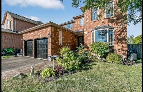 22 Coburn Cres, Beeton, ON, L0G1A0 | Card Image