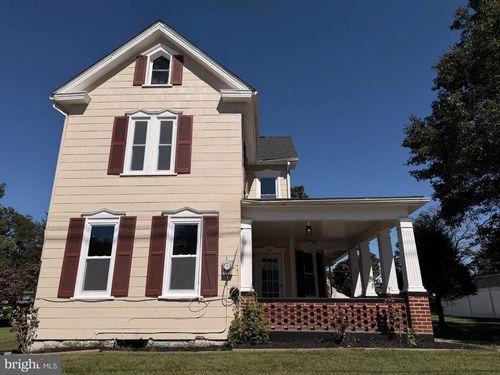 351 E Catherine St, CHAMBERSBURG, PA, 17201-2639 | Card Image