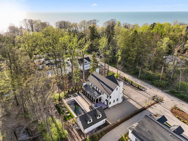 9350 Lakeside Ln, House other with 5 bedrooms, 5 bathrooms and null parking in Lakeside MI | Image 4