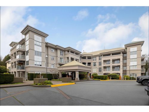 313-10533 University Dr, Surrey, BC, V3T5T7 | Card Image