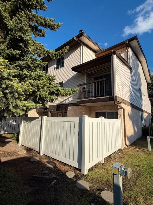 25-3745 Fonda Way Se, Calgary, AB, T2A5W7 | Card Image