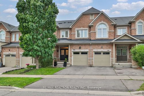 138 Southdown Ave, Vaughan, ON, L6A4N7 | Card Image