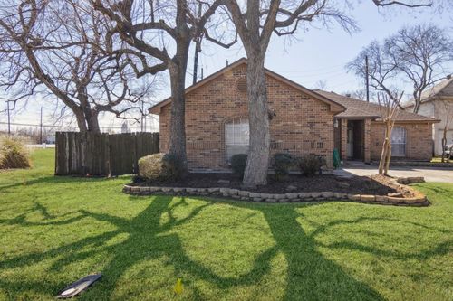 10110 El Chaco St, Baytown, TX, 77521-5069 | Card Image