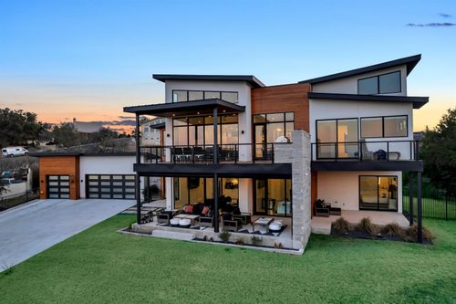 207 Kites Ct, Horseshoe Bay, TX, 78657-5730 | Card Image