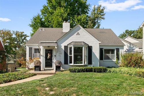 1923 Parkridge Ave, Brentwood, MO, 63144-1633 | Card Image