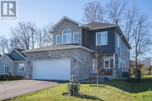 26 Eleanor Dr, South Stormont, ON, K0C1P0 | Card Image
