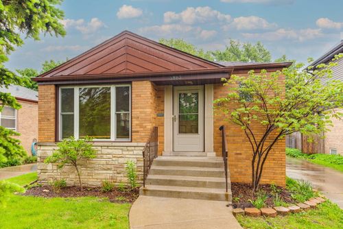5883 N Central Ave, Chicago, IL, 60646-5502 | Card Image