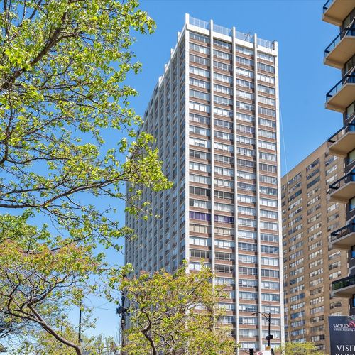 2512-6171 Sheridan Rd, Chicago, IL, 60660-5838 | Card Image