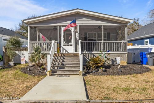 217 Ne 75th St, Oak Island, NC, 28465-4228 | Card Image
