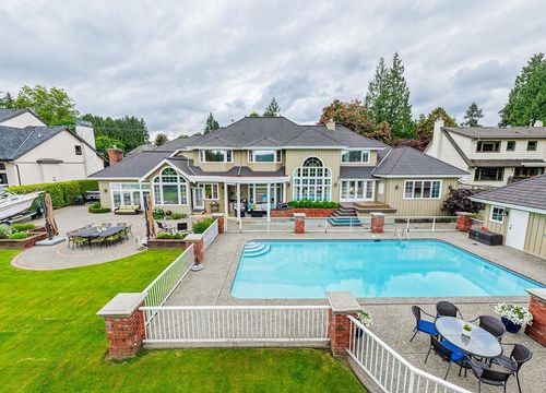 7976 Government Road, Burnaby, BC, V5A2E2 | Card Image