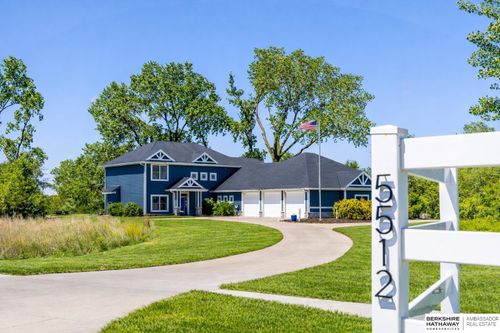 5512 N 284th Cir, Valley, NE, 68064-4442 | Card Image