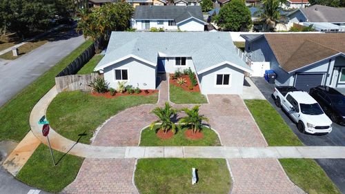 8209 Sw 12th St, North Lauderdale, FL, 33068-3442 | Card Image