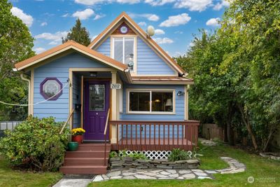 2612 Nevada Street, House other with 2 bedrooms, 1 bathrooms and 2 parking in Bellingham WA | Image 1