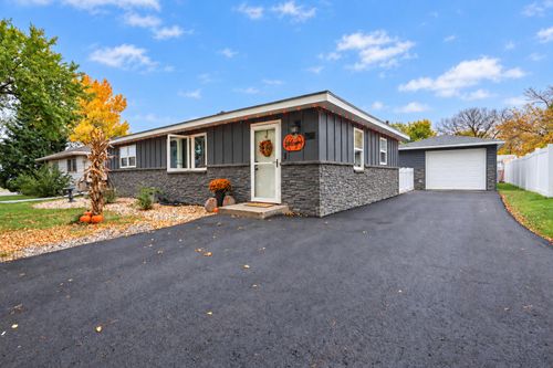 307 S Vivian St, ABERDEEN, SD, 57401-5133 | Card Image