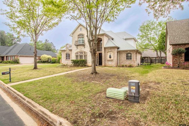 3826 Woods Blvd, House other with 4 bedrooms, 3 bathrooms and null parking in Tyler TX | Image 4