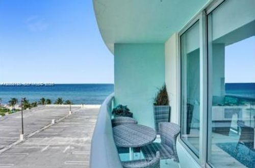 7c-3901 S Ocean Dr, Hollywood, FL, 33019-3022 | Card Image