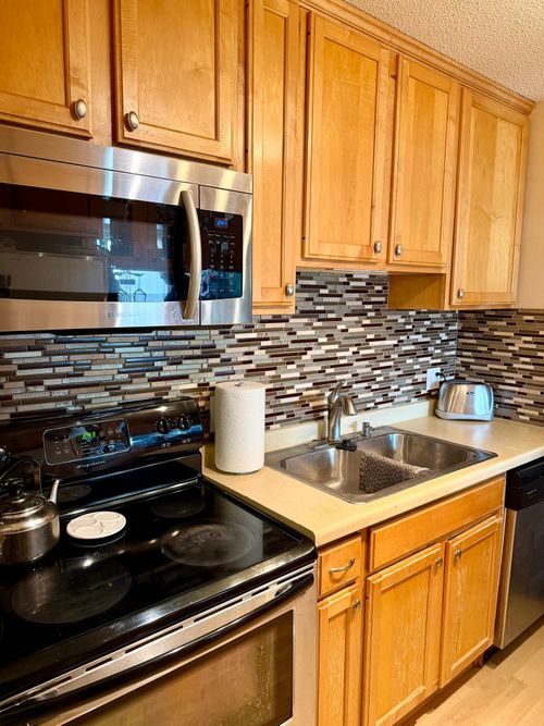 202-4110 Rahn Rd, Eagan, MN, 55122-2182 | Card Image