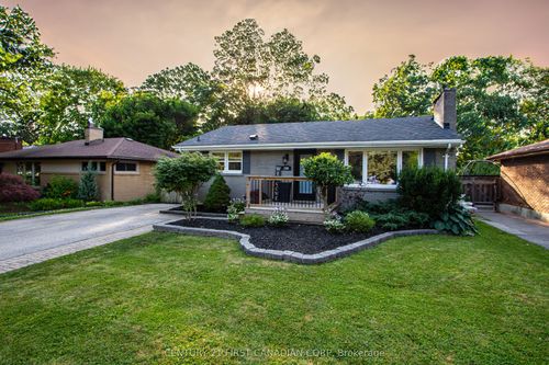 230 Ridgewood Cres, London, ON, N6J3G6 | Card Image
