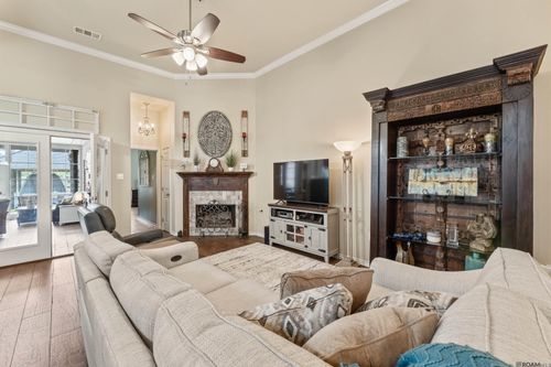 21161 Waterfront East Dr, Maurepas, LA, 70449-5305 | Card Image