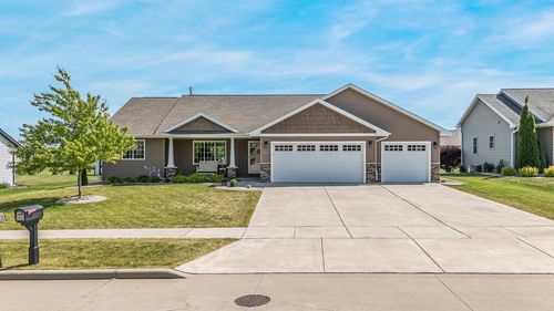 1941 Bear Paw Trail, KAUKAUNA, WI, 54130 | Card Image