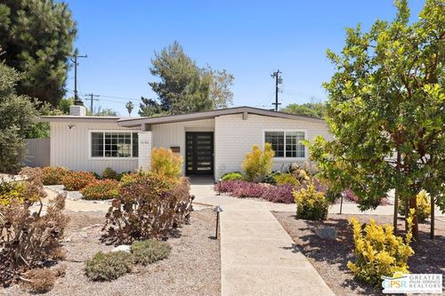 1686 Longwood Ave, Claremont, CA, 91711 | Card Image