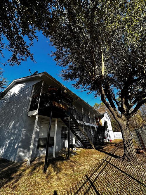 122-7201 Hallshire Drive, Houston, TX, 77016 | Card Image