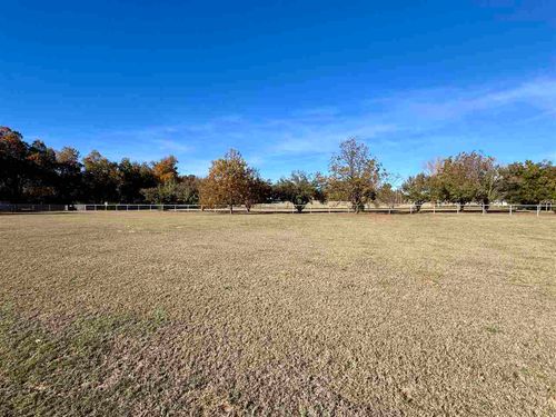 108 N Timberline Dr, Perkins, OK, 74059-3049 | Card Image