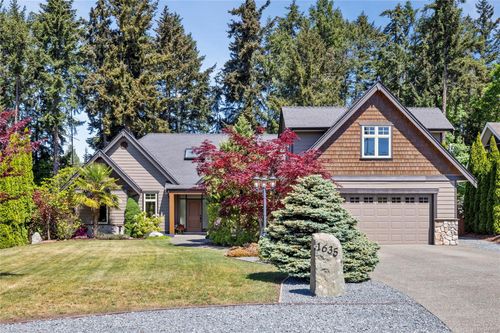 1635 Stone Lake Dr, Nanoose Bay, BC, V9P9L1 | Card Image