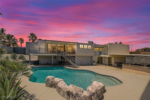 2520 Castlesands Way, Las Vegas, NV, 89121-4038 | Card Image