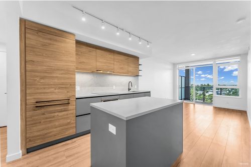 1712-10448 University Drive, Surrey, BC, V3T0S7 | Card Image