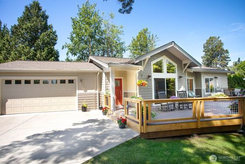 8149 Skeena Way, Blaine, WA, 98230-9558 | Card Image