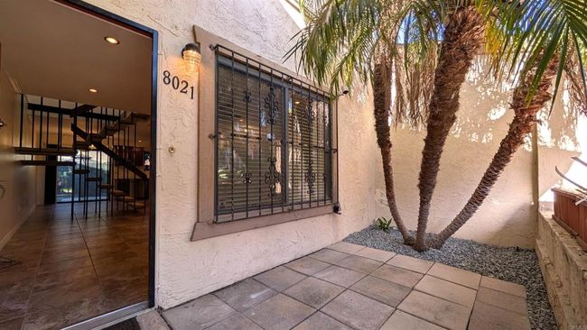 8021 Calle Fanita, Townhouse with 2 bedrooms, 2 bathrooms and 2 parking in Santee CA | Image 4