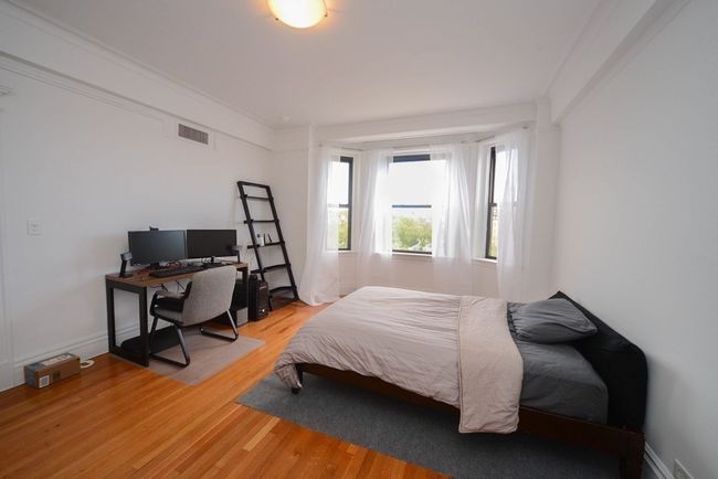 APT-63-466 - 464 Commonwealth Ave, Condo with 2 bedrooms, 2 bathrooms and null parking in Boston MA | Image 5