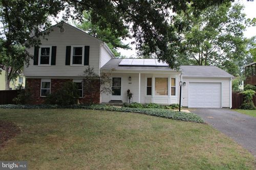 8897 Successful Way, WALKERSVILLE, MD, 21793-7801 | Card Image