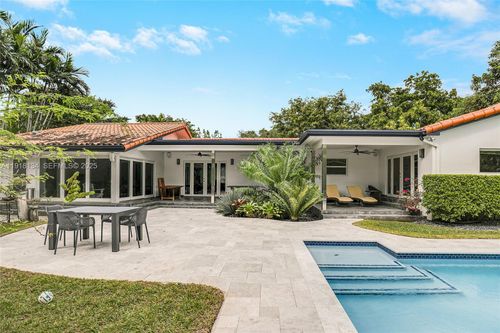 259 Shore Dr E, Miami, FL, 33133-2623 | Card Image