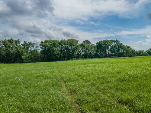 9 Old Zion Road Ext, Columbia, TN, 38401 | Card Image