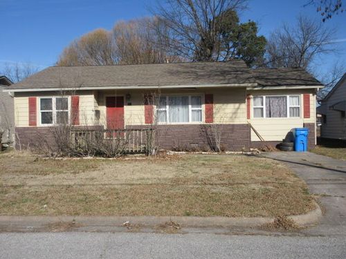 106 13th Ave Nw, Miami, OK, 74354-3269 | Card Image