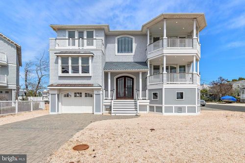 9 Lange Ave, Harvey Cedars, NJ, 08008-5850 | Card Image