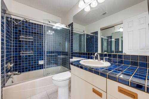 c4-4306 Bonnell Vista Cv, Austin, TX, 78731-4620 | Card Image