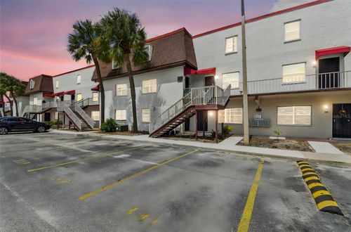 e106-9115 Tudor Dr, TAMPA, FL, 33615-3770 | Card Image