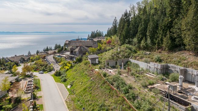 2345 Kadlec Crt, House other with 5 bedrooms, 7 bathrooms and 10 parking in West Vancouver BC | Image 14