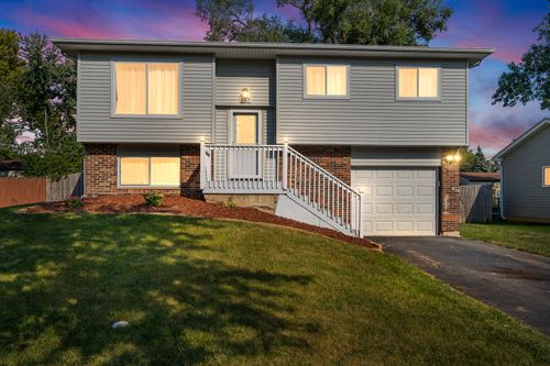 220 N Ashbury Ave, Bolingbrook, IL, 60440-2428 | Card Image