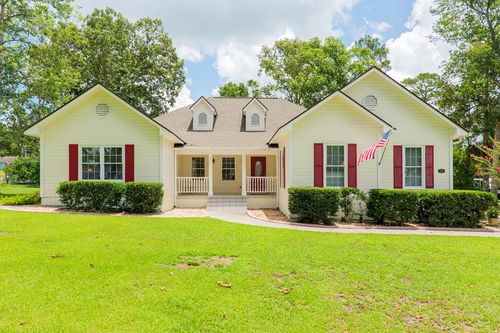 4508 Golden Oaks Dr, Valdosta, GA, 31602-7601 | Card Image