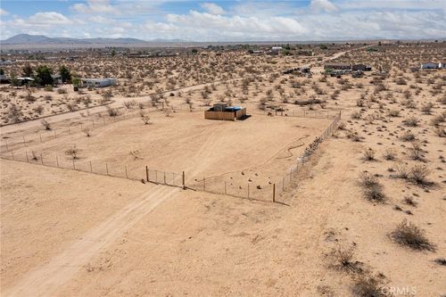 1234 Castillo Rd, Landers, CA, 92285 | Card Image