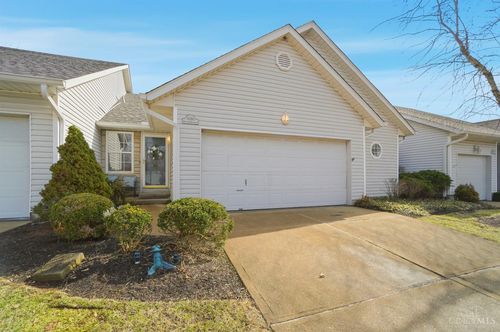 9286 Westchester Park Ct, West Chester, OH, 45069-3790 | Card Image