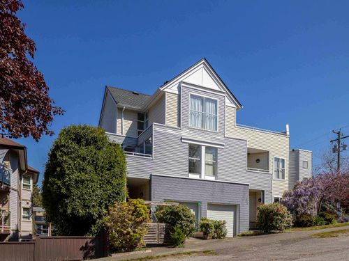 1485 Kitchener St, Vancouver, BC, V5L2V7 | Card Image