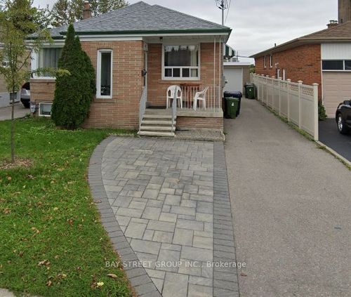 main-33 Bentworth Ave, North York, ON, M6A1P1 | Card Image