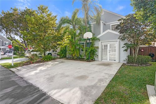 11728 Sw 118th Ter, Miami, FL, 33186-3985 | Card Image